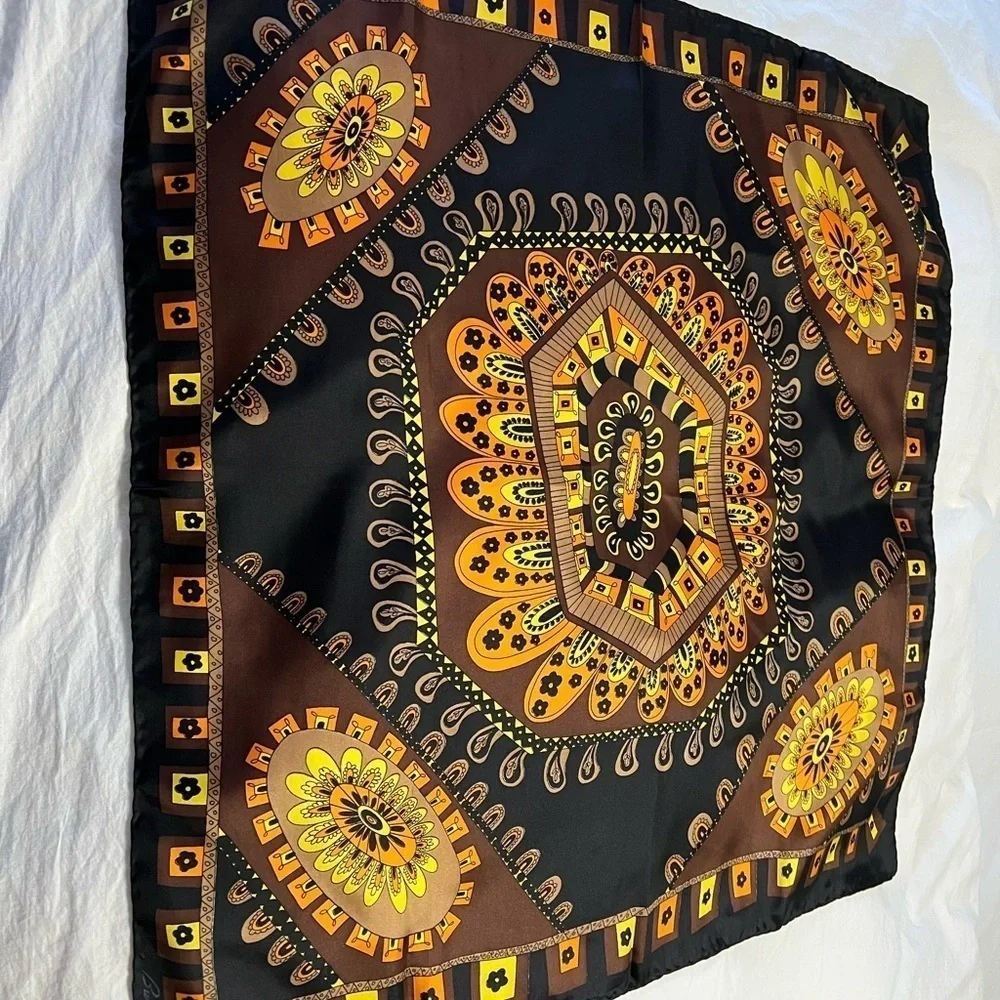 Burmel Scarf | Vintage 70s Retro Brown Vibrant | Rolled Hem